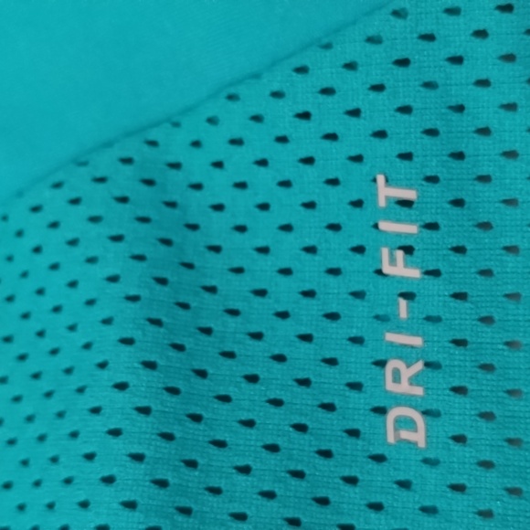 ST T NIKE Running Dri-Fit Racerback Mesh Tank Top- Athletic Comfort on the Run! - Picture 1 of 11